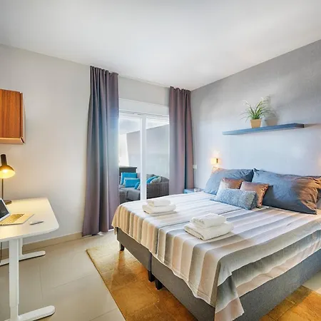 Higueronrentals Bahia * Malaga
