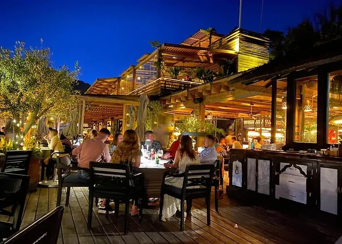 Higueronrentals Bahia * Málaga